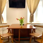 Sun Studio In Old Town Center - Quiet & Cozy